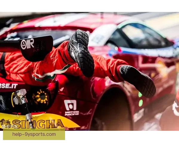 MotoGP赛季揭幕战激战正酣新星车手强势崛起引关注全球瞩目