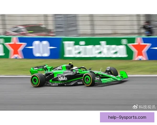 聚焦F1新闻赛场风云与车手转会最新动态解析及车队战略变革深度观察