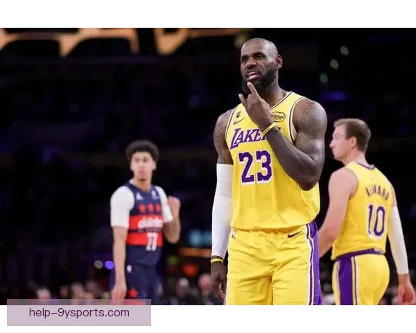 詹姆斯伤情更新湖人胜利背后战术调整 詹眉合体重启争冠梦想